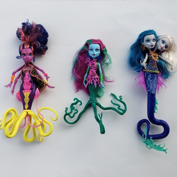 monster high octopus doll